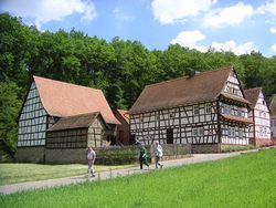 Pflanzenmarkt im Freilichtmuseum Bad Sobernheim Pflanzenmarkt im Freilichtmuseum Bad Sobernheim