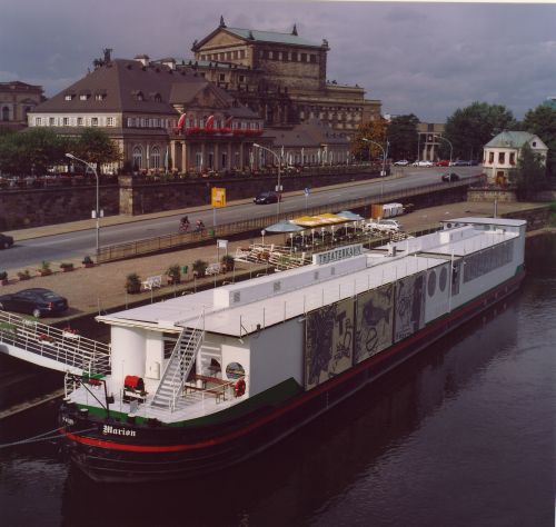 Theater auf der Elbe Theater auf der Elbe