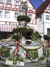Oettinger Osterbrunnenfest Oettinger Osterbrunnenfest