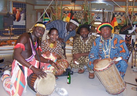 African Drummin – Das Leben im Dorf (Kongo) African Drummin – Das Leben im Dorf (Kongo)