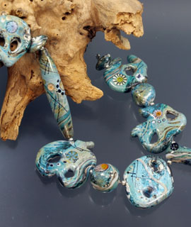 Die Glasperlen der Jacky Teuchert-Rimkus (1960–2011) Die Glasperlen der Jacky Teuchert-Rimkus (1960–2011)